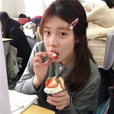 怪人开发部的黑井津小姐海报